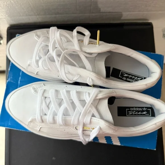 Adidas Sleek Super - Picture 2 of 4